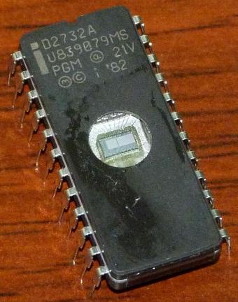 Intel D2732A EPROM 1982