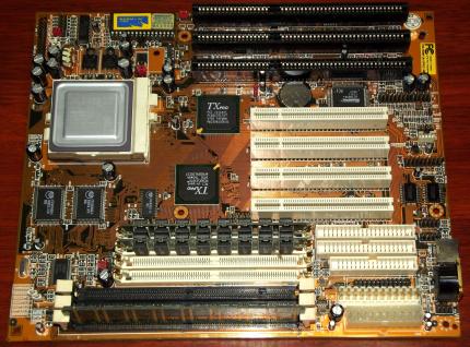 PCChips M575 TXPro mit AMD K6 226MHz CPU, 160MB RAM, Ali Alladin IV, 24h burn-In Amibios 1998