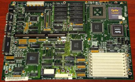 Tandon C747 mit Cyrix Cx486DLC 33MHz CPU & RAM, SiS 85C206 Chipsatz 1992