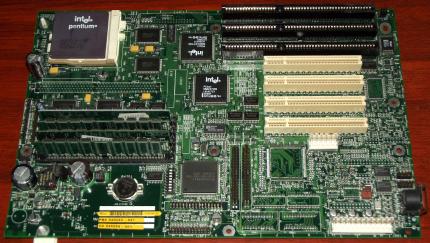 Vobis OEM Version of Intel Endeavour mit Pentium 90MHz CPU, 64MB RAM, PBA 646240-841, AmiBios 1992