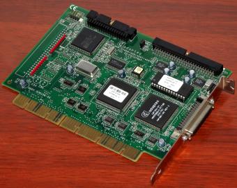 Adaptec AHA-2742A SCSI-Controller, AIC-701, Intel N82077SL, FCC-ID: FGT2742T, EISA-Bus 1993
