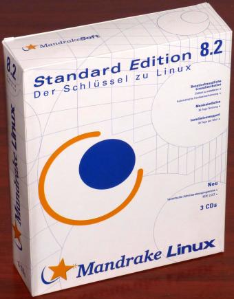 Mandrake Linux 8.2 Standard Edition 3 CDs DrakX KDE 2.2.2 GIMP & Netscape inkl. Benutzerhandbuch OVP 2002