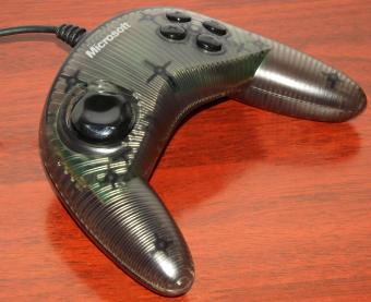 Microsoft Sidewinder Plug-and-Play USB GamePad X04-97602