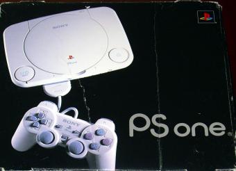 Sony PlayStation SCPH-102C in OVP