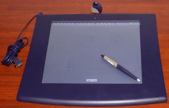 Wacom Intuos 2 A4 Graphics Tablet Model RS232 XD-0912-R FCC-ID: HV4XD Japan